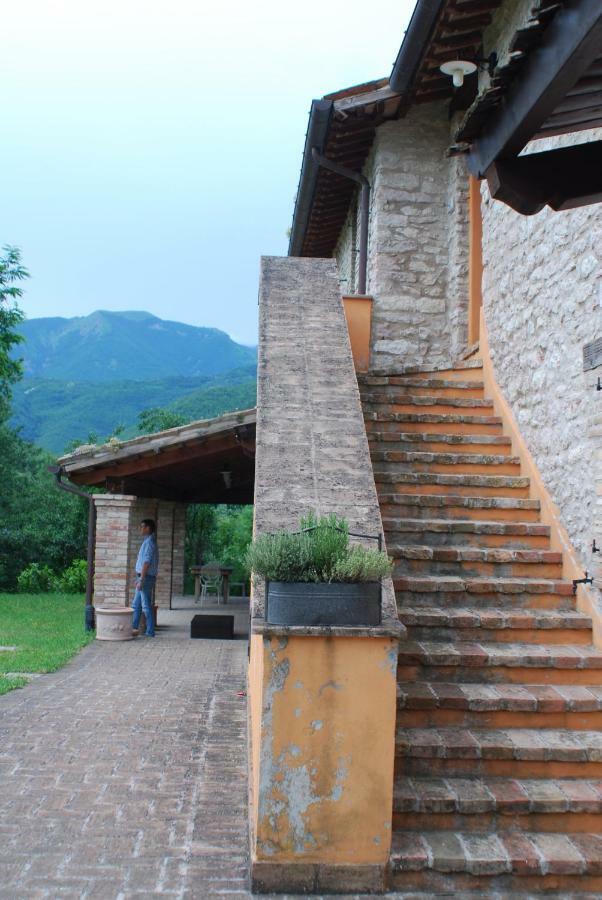 Hotel Casa Vinto Cagli Esterno foto